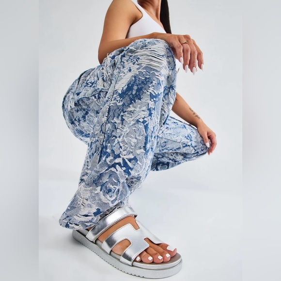 Silver Slides - Picture 3 of 4